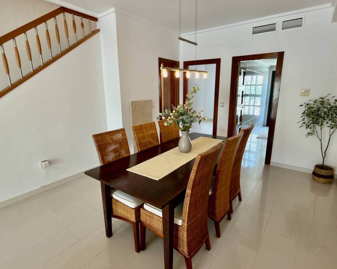 3 Zimmer Villa zu verkaufen in Dona Pepa mit Pool Garage - 320.000 € (Ref: 9685217)