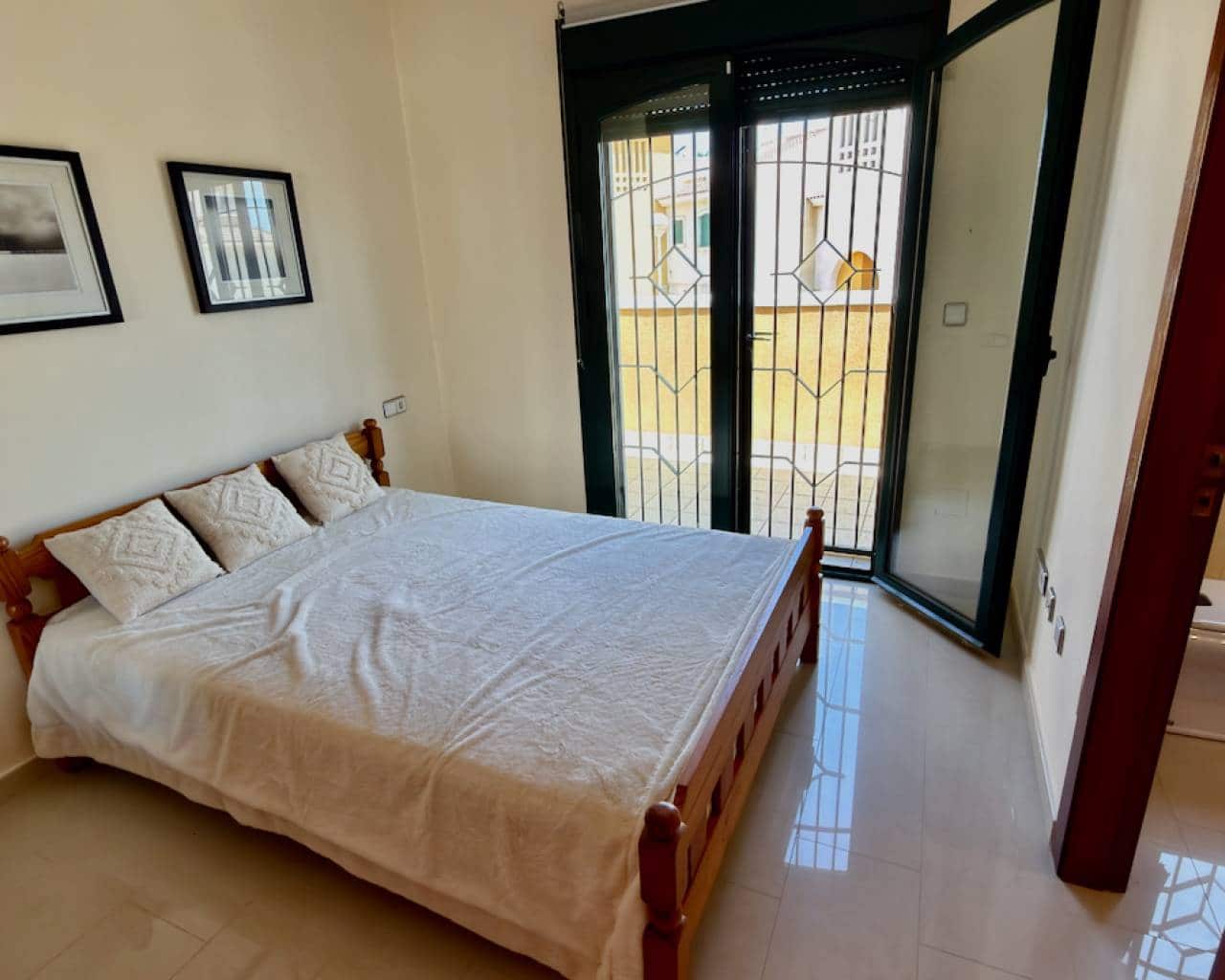 3 Zimmer Villa zu verkaufen in Dona Pepa mit Pool Garage - 320.000 € (Ref: 9685217)