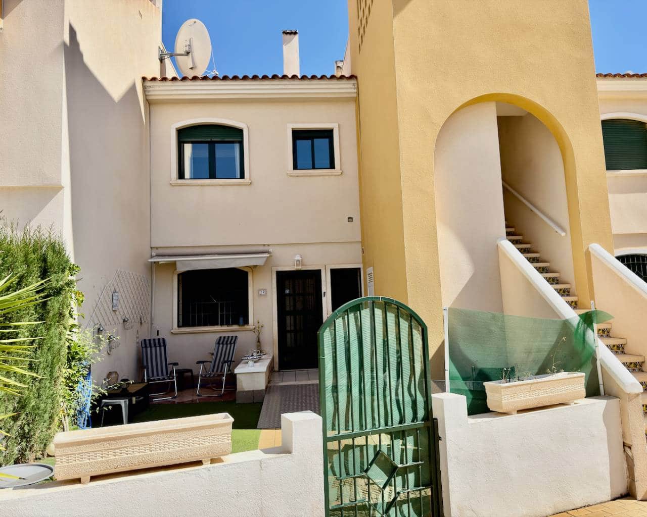 2 bedroom Apartment for sale in Ciudad Quesada with pool - € 225,000 (Ref: 9685563)