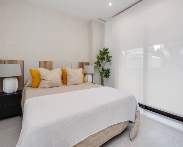 2 sypialnia Apartament na sprzedaż w Puerto Deportivo, Guardamar del Segura z basenem garażem - 245 000 € (Ref: 9757683)
