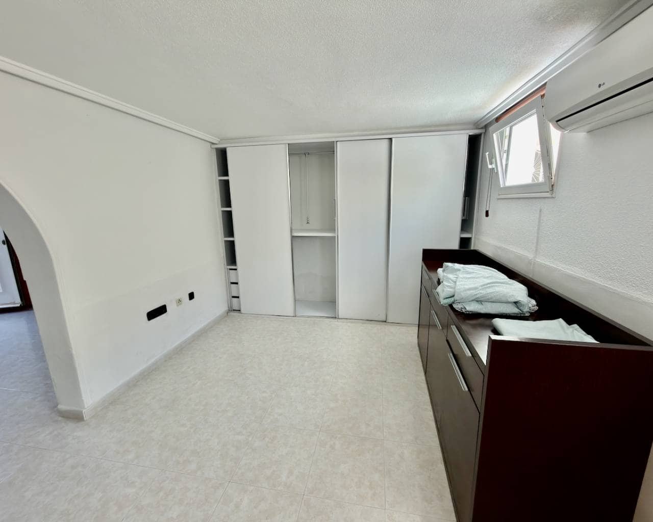 4 bedroom Villa for sale in Ciudad Quesada with pool garage - € 585,000 (Ref: 9827782)