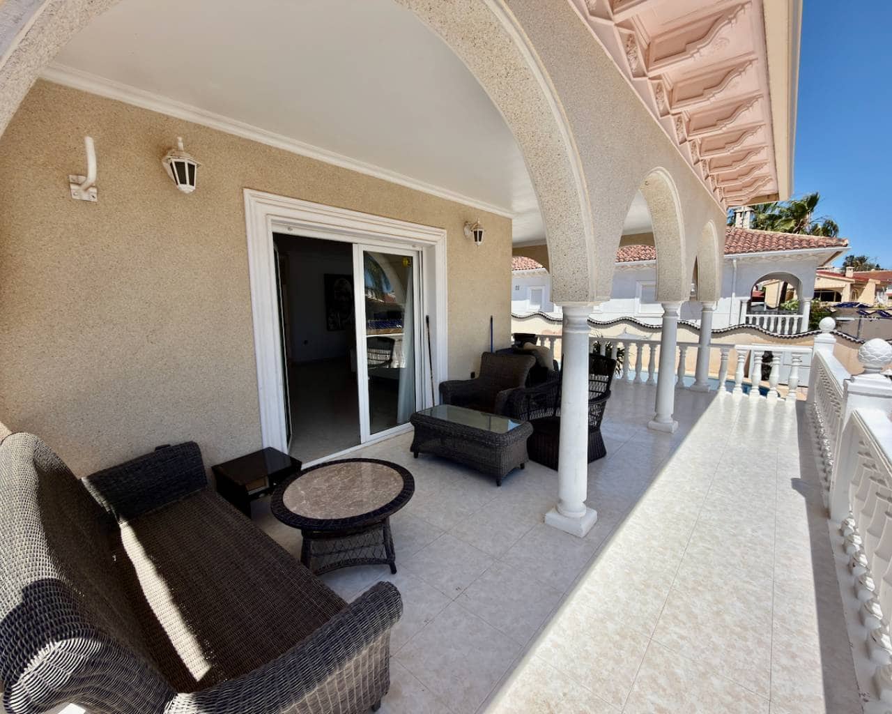4 bedroom Villa for sale in Ciudad Quesada with pool garage - € 585,000 (Ref: 9827782)