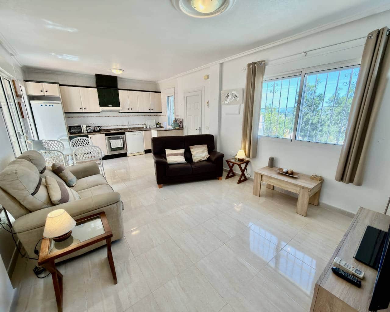 2 soveværelse Villa til salg i Benimar med swimmingpool garage - € 220.000 (Ref: 9848213)