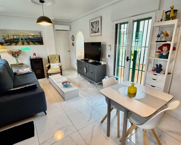 2 bedroom Villa for sale in Ciudad Quesada, Rojales with pool - € 220,000 (Ref: 9944666)