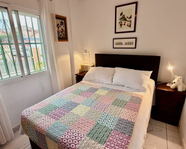 2 bedroom Villa for sale in Ciudad Quesada, Rojales with pool - € 220,000 (Ref: 9944666)