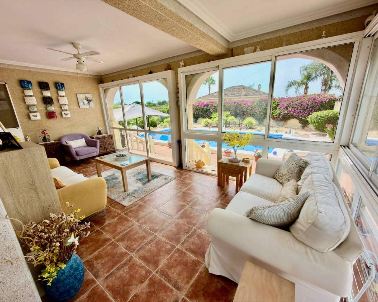 3 bedroom Villa for sale in Catral with pool garage - € 390,000 (Ref: 9964298)