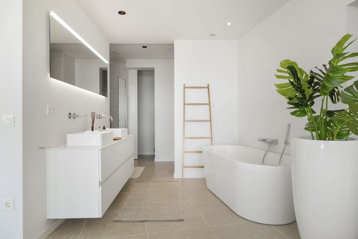 5 bedroom Villa for sale in Benahavis with pool garage - € 4,950,000 (Ref: 9296247)