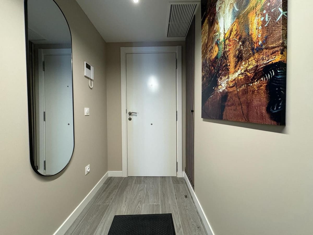 2 Zimmer Apartment zu verkaufen in Benahavis mit Pool Garage - 470.000 € (Ref: 9296248)