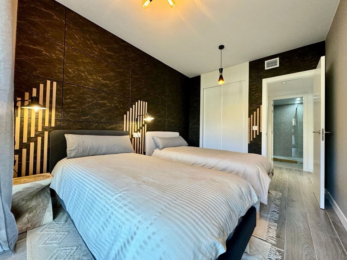 2 Zimmer Apartment zu verkaufen in Benahavis mit Pool Garage - 470.000 € (Ref: 9296248)