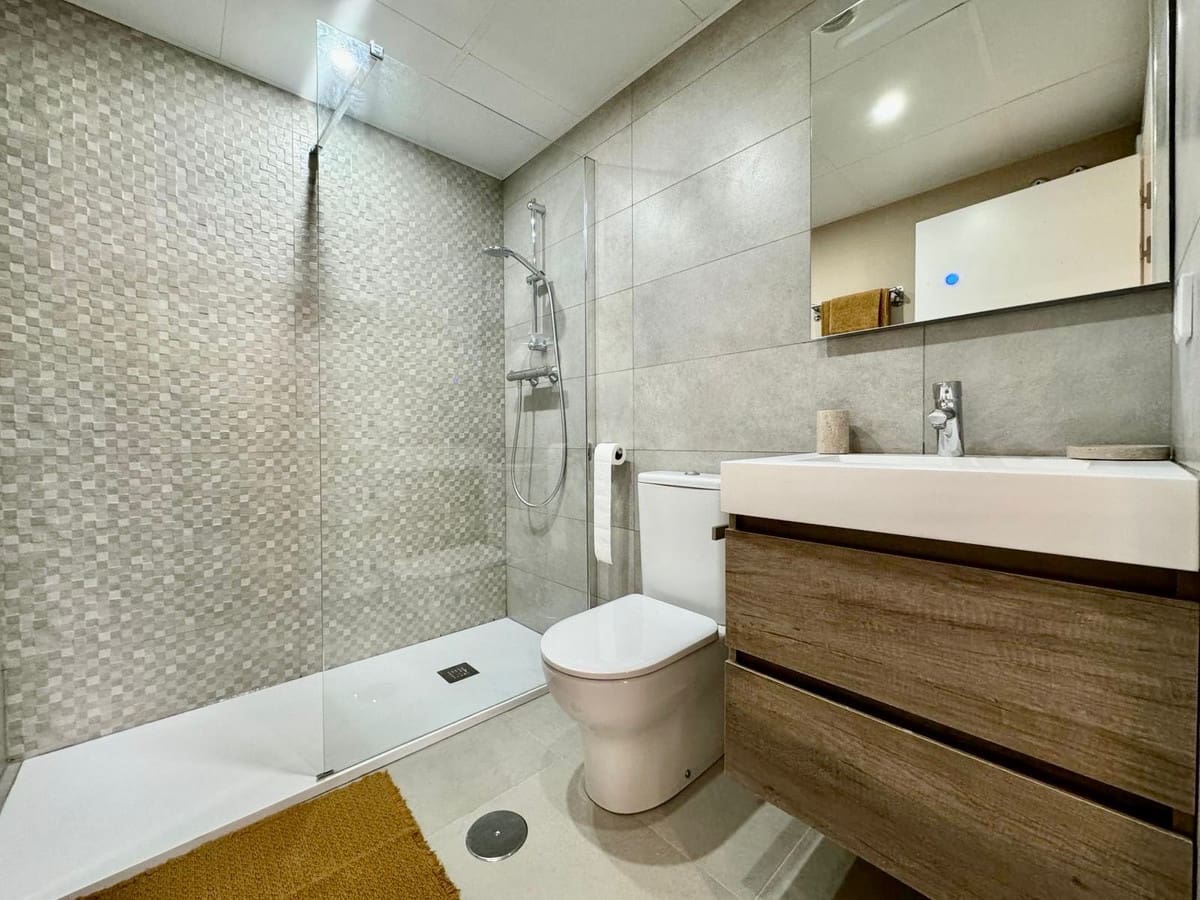 2 Zimmer Apartment zu verkaufen in Benahavis mit Pool Garage - 470.000 € (Ref: 9296248)