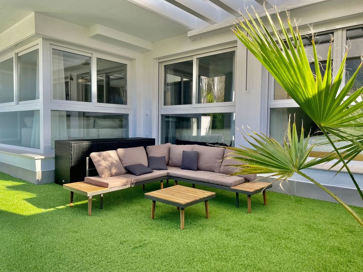 2 Zimmer Apartment zu verkaufen in Benahavis mit Pool Garage - 470.000 € (Ref: 9296248)