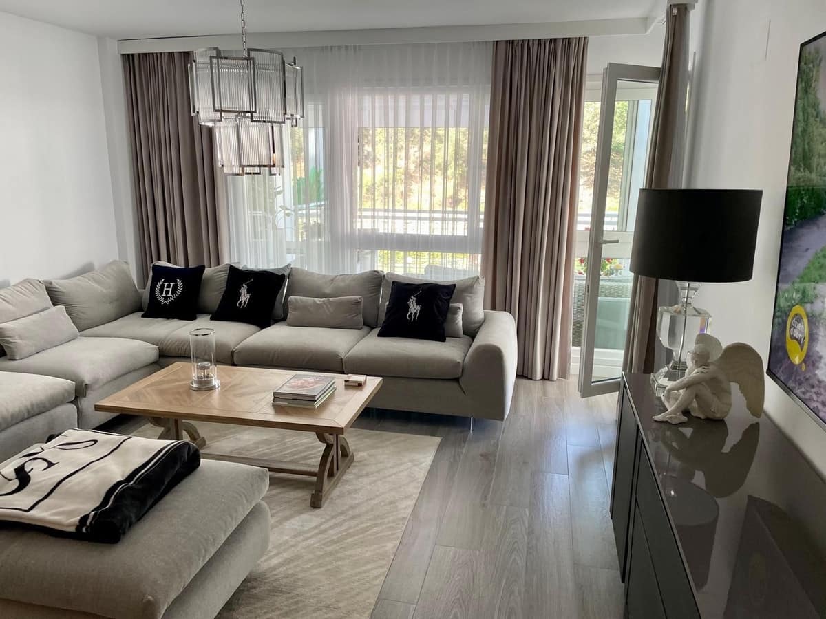 3 bedroom Apartment for sale in Benahavis with pool garage - € 620,000 (Ref: 9296252)