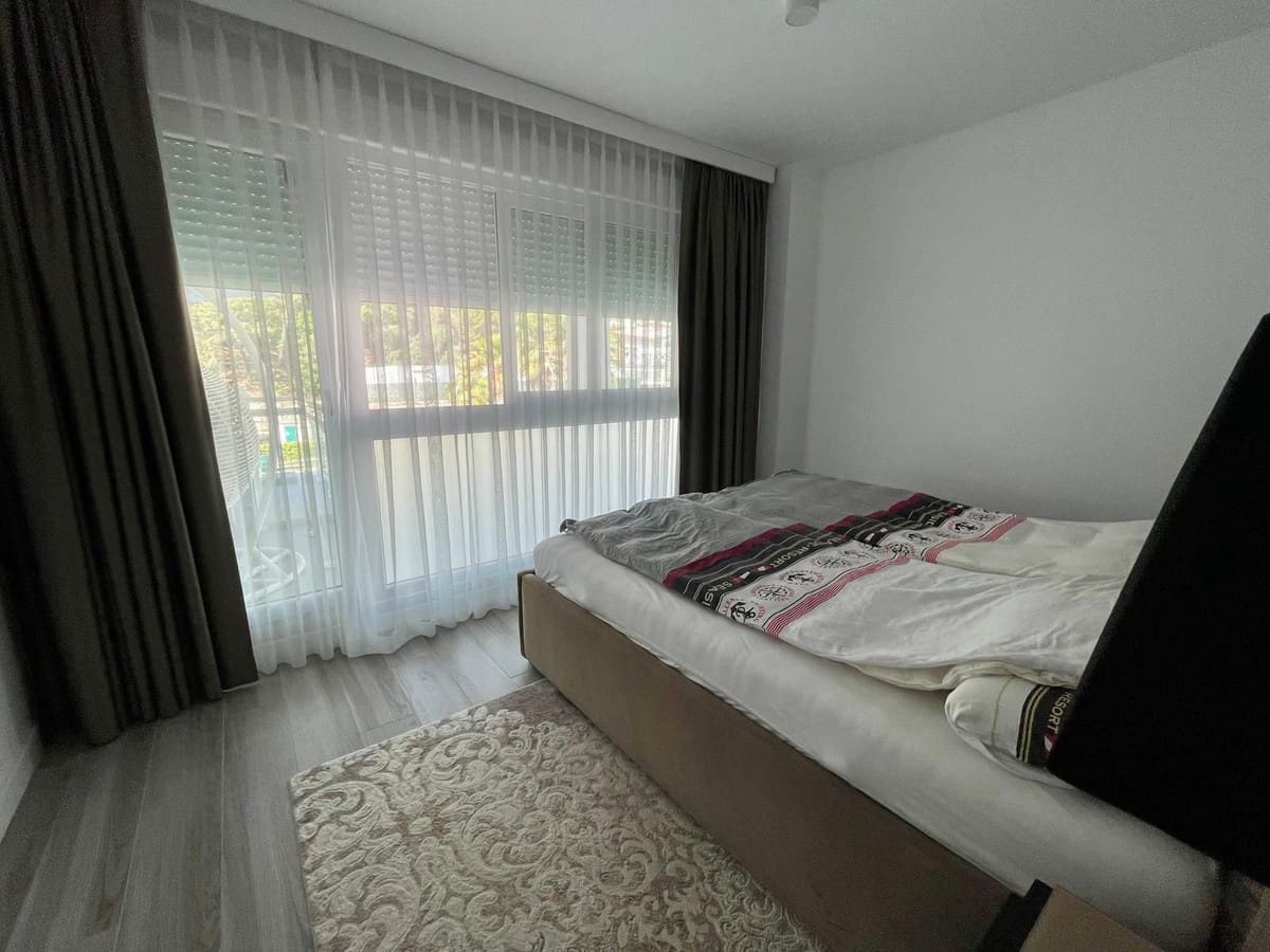 3 bedroom Apartment for sale in Benahavis with pool garage - € 620,000 (Ref: 9296252)