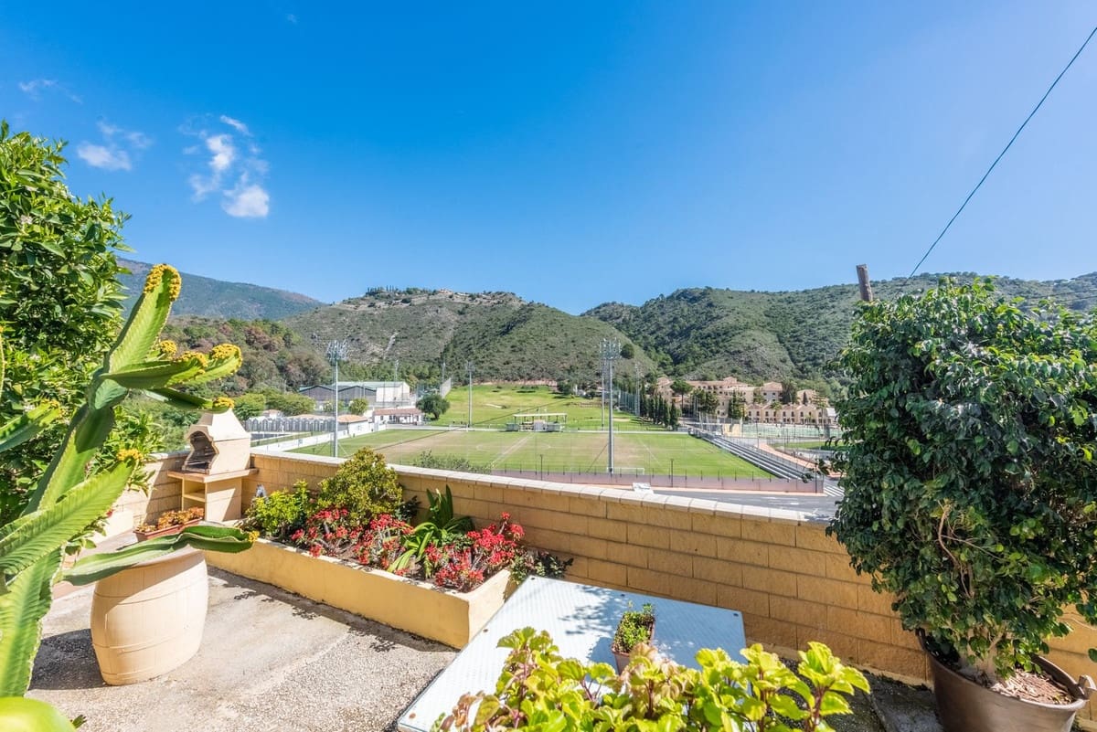 3 bedroom Apartment for sale in Benahavis - € 499,000 (Ref: 9296257)