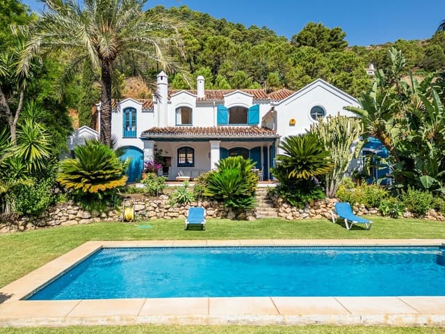 4 bedroom Villa for sale in Benahavís with pool garage - € 2,390,000 (Ref: 9296259)