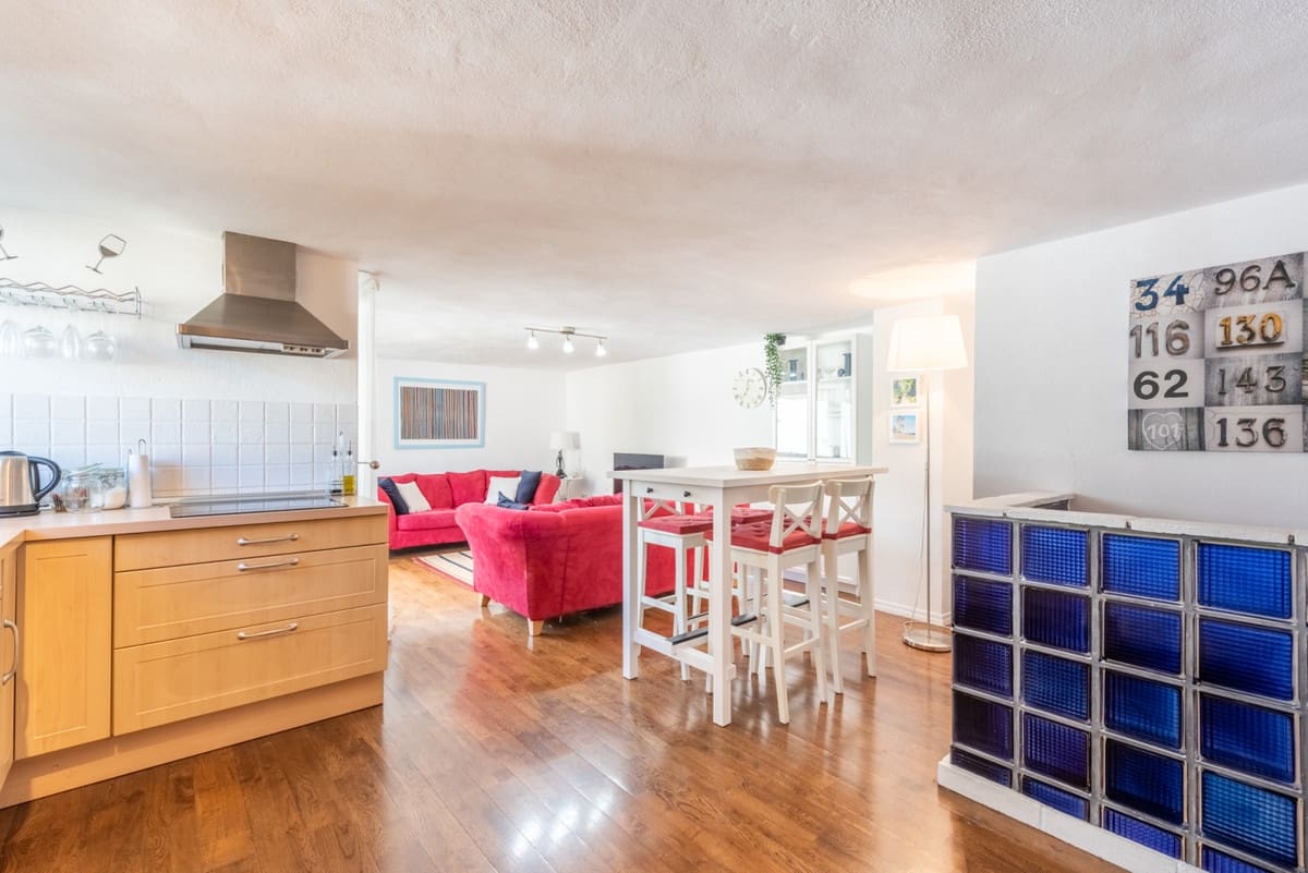 2 bedroom Apartment for sale in Benahavis with pool - € 249,000 (Ref: 9296260)