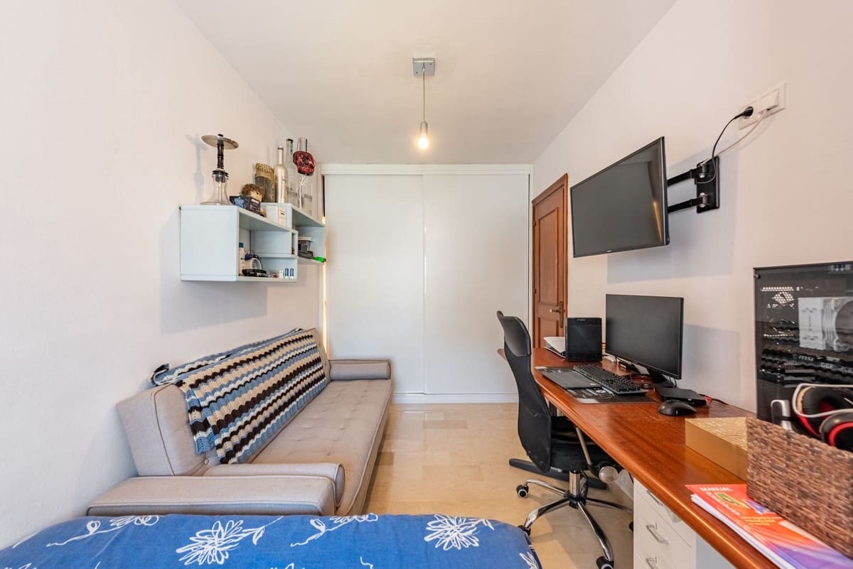 3 sypialnia Dom na sprzedaż w Benahavis z basenem - 490 000 € (Ref: 9296266)