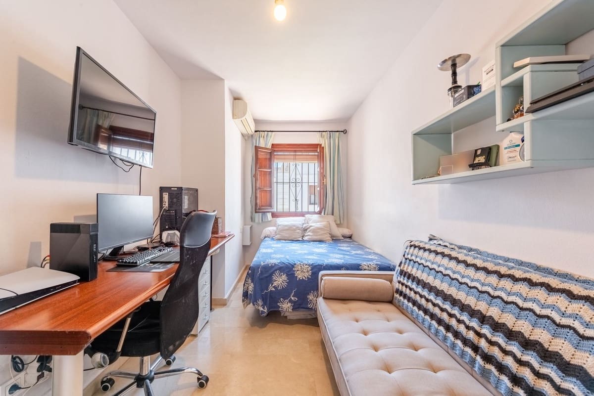 3 sypialnia Dom na sprzedaż w Benahavis z basenem - 490 000 € (Ref: 9296266)