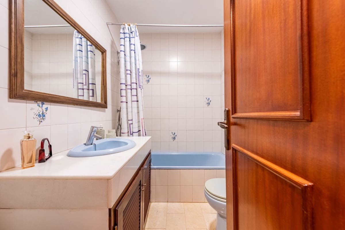 3 sypialnia Dom na sprzedaż w Benahavis z basenem - 490 000 € (Ref: 9296266)