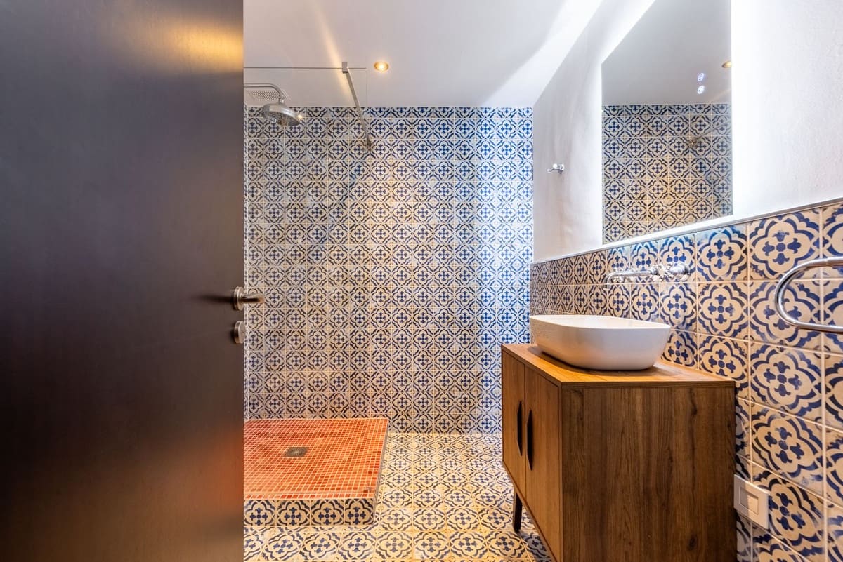 3 bedroom Townhouse for sale in Benahavis with pool garage - € 550,000 (Ref: 9386551)