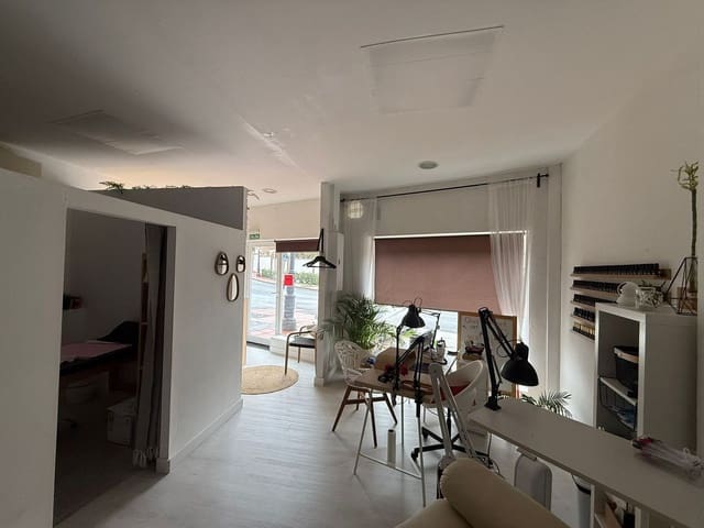 Erhverv til salg i Benahavís - € 120.000 (Ref: 9431796)