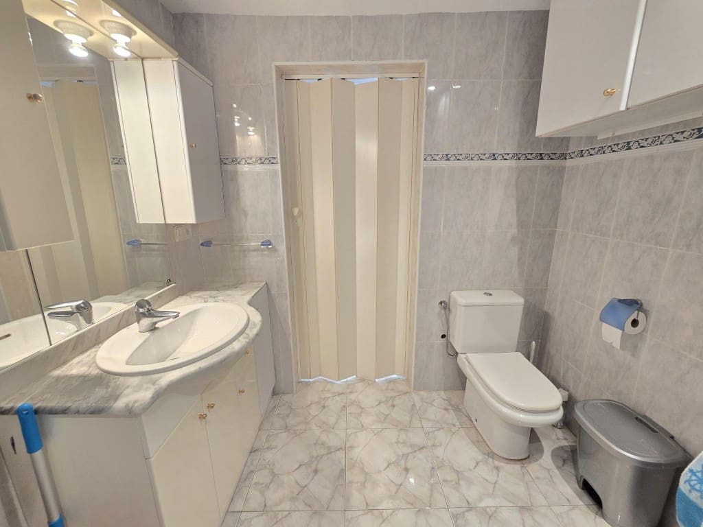 1 quarto Apartamento de Praia para venda em Roses com piscina - 162 000 € (Ref: 10012156)