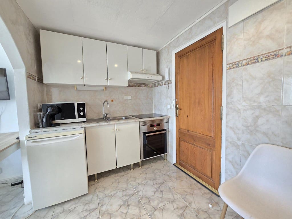 1 quarto Apartamento de Praia para venda em Roses com piscina - 162 000 € (Ref: 10012156)