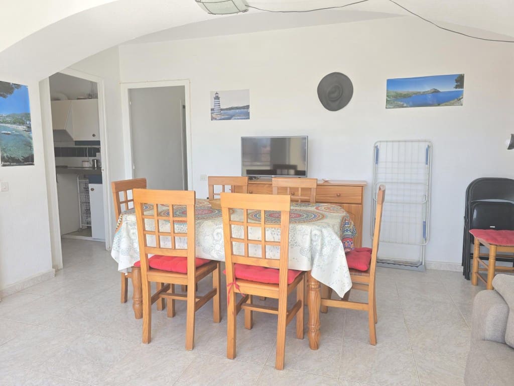 1 Zimmer Strandapartment zu verkaufen in Roses mit Pool - 127.000 € (Ref: 10019407)