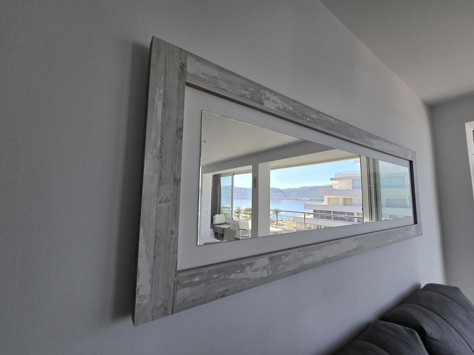 2 bedroom Beach Apartment for sale in Roses with pool - € 300,000 (Ref: 10044081)