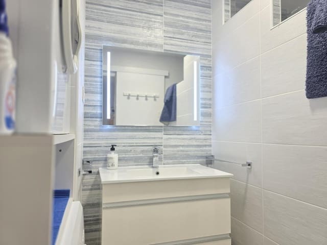 2 chambre Appartement de Plage à vendre à Santa Margarida, Roses avec garage - 262 500 € (Ref: 10094957)