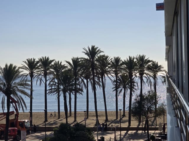 2 Zimmer Strandapartment zu verkaufen in Santa Margarida, Roses mit Pool - 244.000 € (Ref: 10183439)