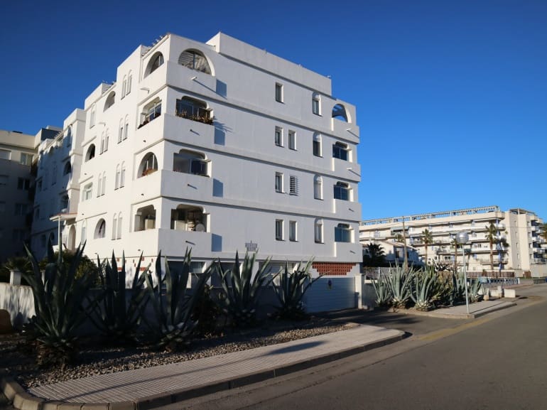 1 quarto Apartamento de Praia para venda em Roses - 122 000 € (Ref: 7971043)