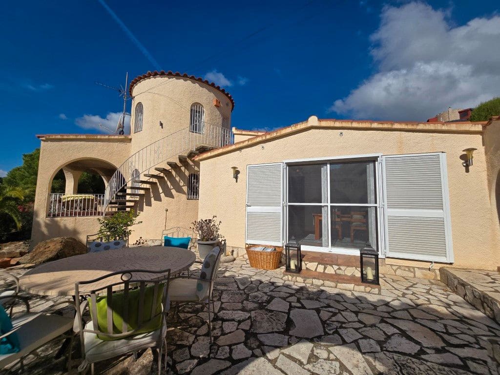 4 slaapkamer Villa te koop in Palau-saverdera met zwembad garage - € 550.000 (Ref: 8649090)