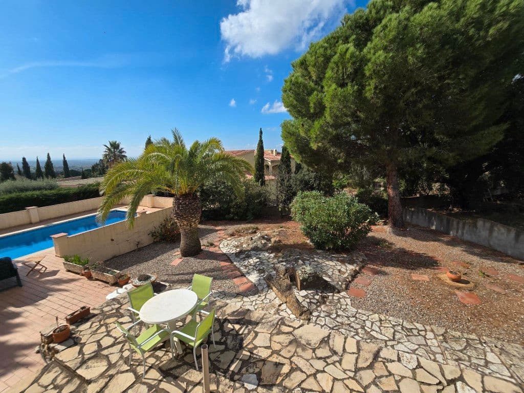 4 slaapkamer Villa te koop in Palau-saverdera met zwembad garage - € 550.000 (Ref: 8649090)