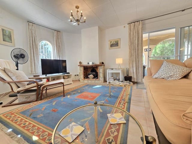 4 slaapkamer Villa te koop in Palau-saverdera met zwembad garage - € 550.000 (Ref: 8649090)