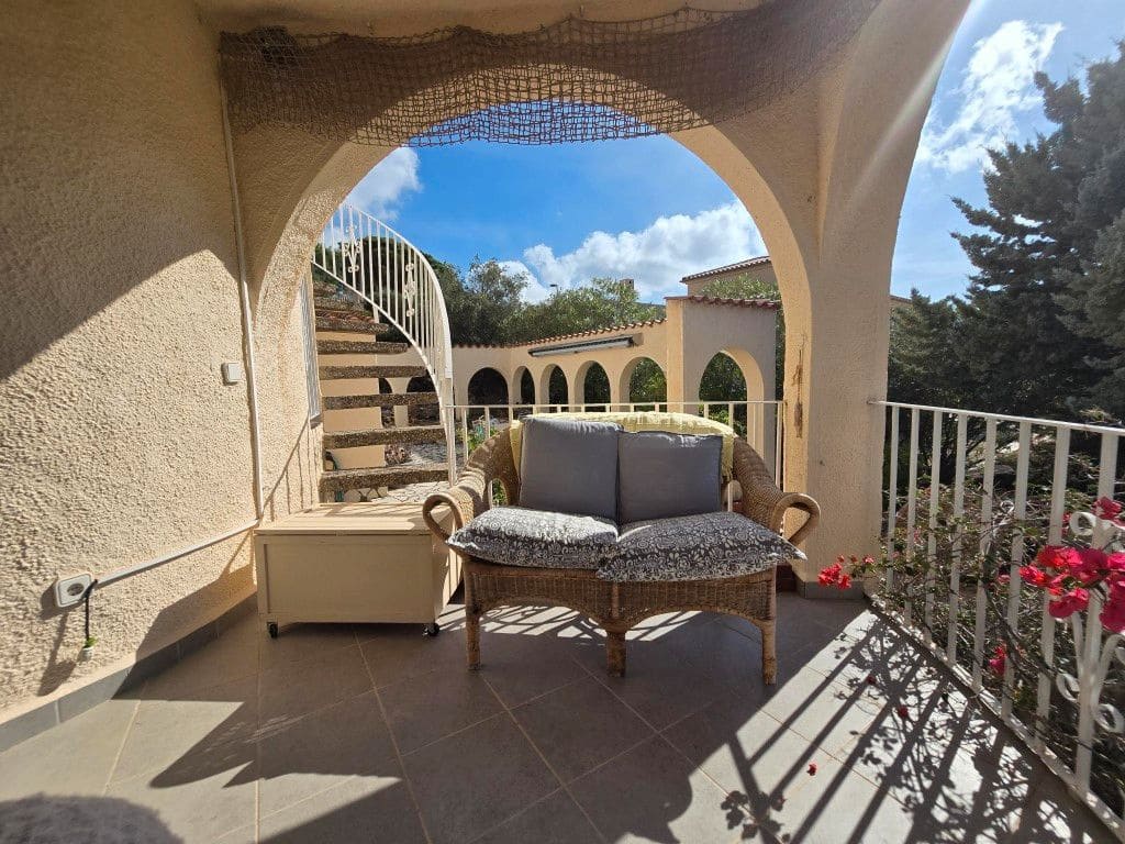 4 slaapkamer Villa te koop in Palau-saverdera met zwembad garage - € 550.000 (Ref: 8649090)