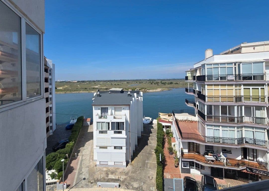 Studio til salg i Roses - € 140.000 (Ref: 9040938)