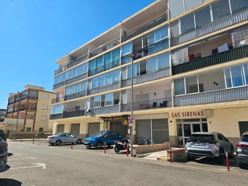 1 bedroom Apartment for sale in Roses - € 130,000 (Ref: 9184291)