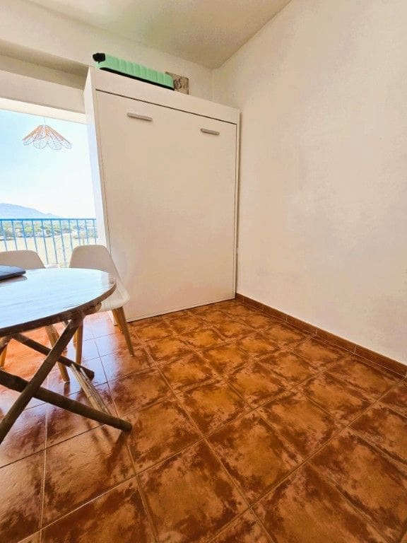 Studio til salg i Roses med swimmingpool - € 89.500 (Ref: 9239305)