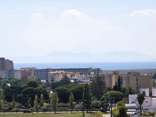 Studio till salu i Roses med pool - 89 500 € (Ref: 9239305)