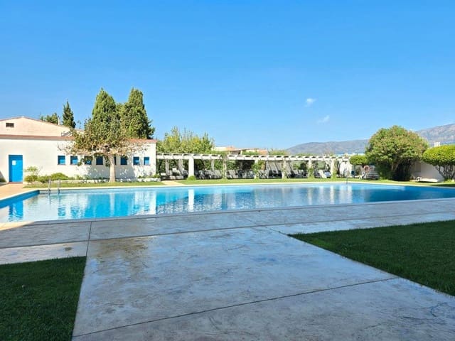 Studio till salu i Roses med pool - 89 500 € (Ref: 9239305)