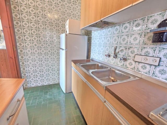 1 camera da letto Appartamento sulla Spiaggia in vendita in Santa Margarida, Roses - 195.000 € (Rif: 9253662)