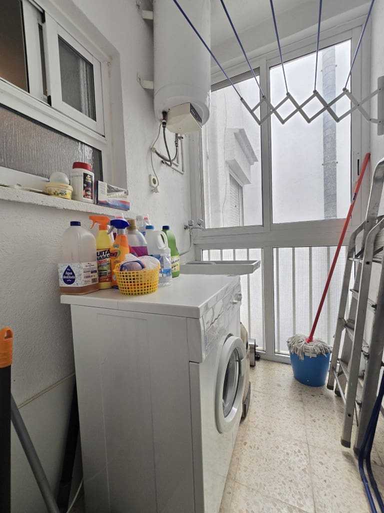 3 slaapkamer Appartement te koop in Roses - € 189.000 (Ref: 9257678)