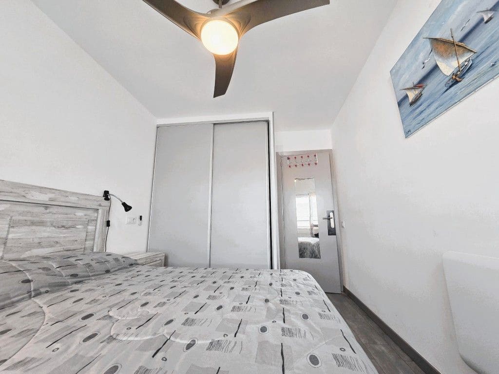 1 soveværelse Strandlejlighed til salg i Roses med swimmingpool - € 212.500 (Ref: 9297749)