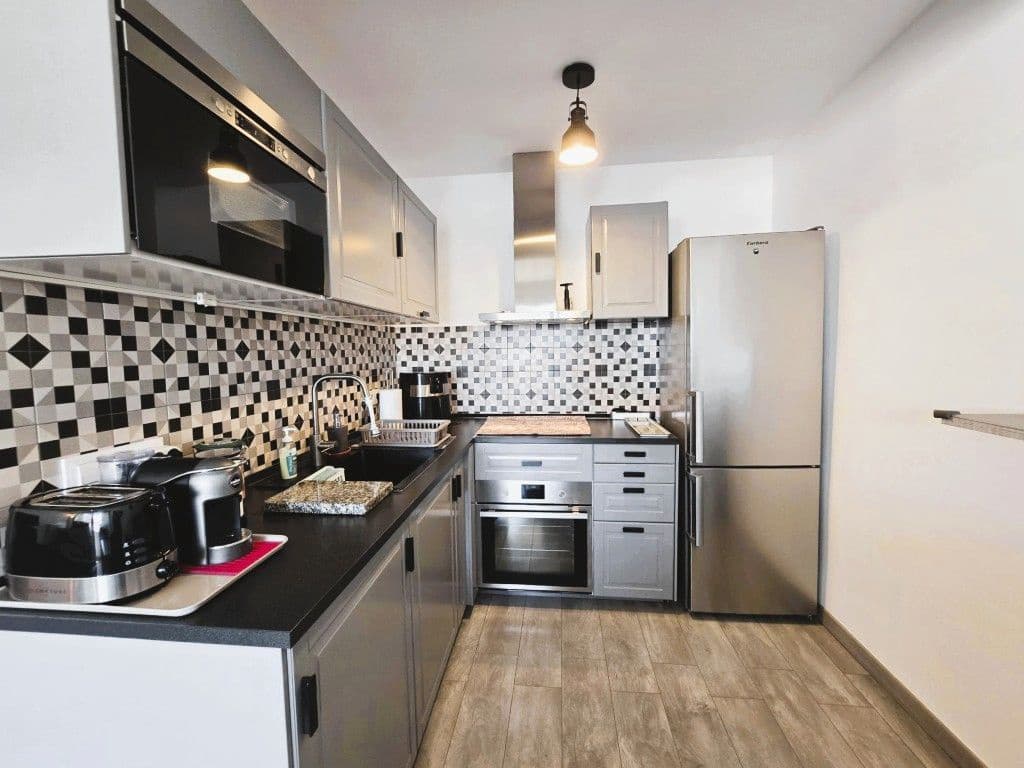 1 soveværelse Strandlejlighed til salg i Roses med swimmingpool - € 212.500 (Ref: 9297749)