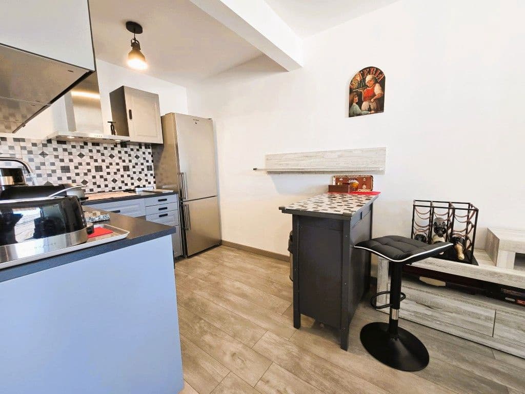 1 soveværelse Strandlejlighed til salg i Roses med swimmingpool - € 212.500 (Ref: 9297749)