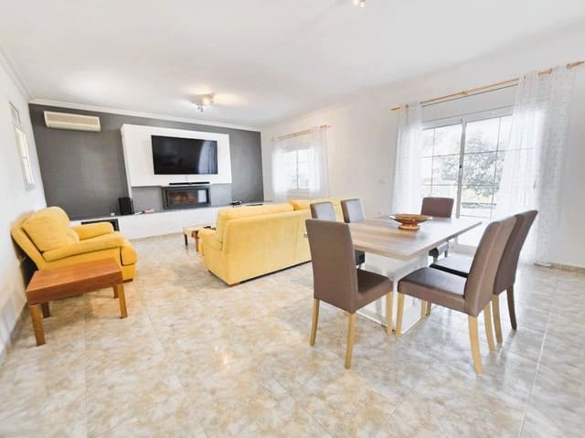 4 bedroom Villa for sale in Pau with pool garage - € 695,000 (Ref: 9335434)