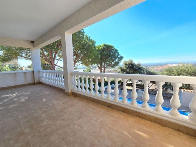 4 bedroom Villa for sale in Pau with pool garage - € 695,000 (Ref: 9335434)