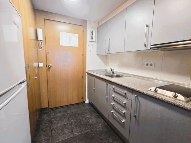 1 camera da letto Appartamento sulla Spiaggia in vendita in Santa Margarida, Roses con piscina - 160.000 € (Rif: 9421492)