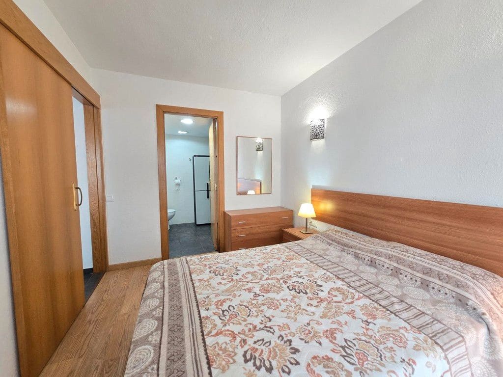 1 bedroom Beach Apartment for sale in Roses with pool - € 160,000 (Ref: 9421492)